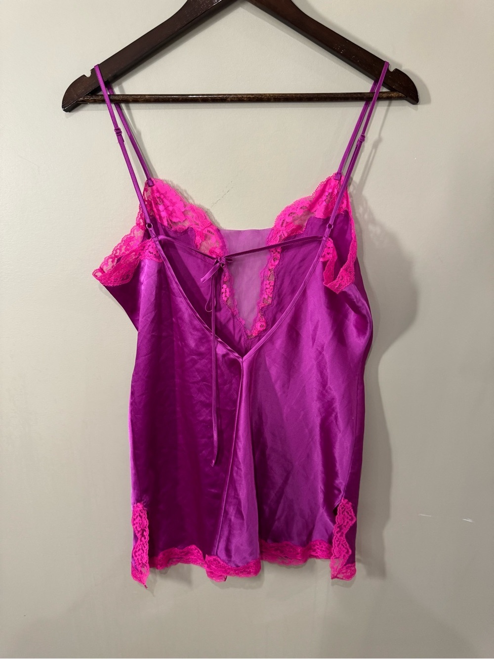 Victoriaâs Secret Pink Satin Lace Cami Lingerie Top Size M - Picture 3 of 6